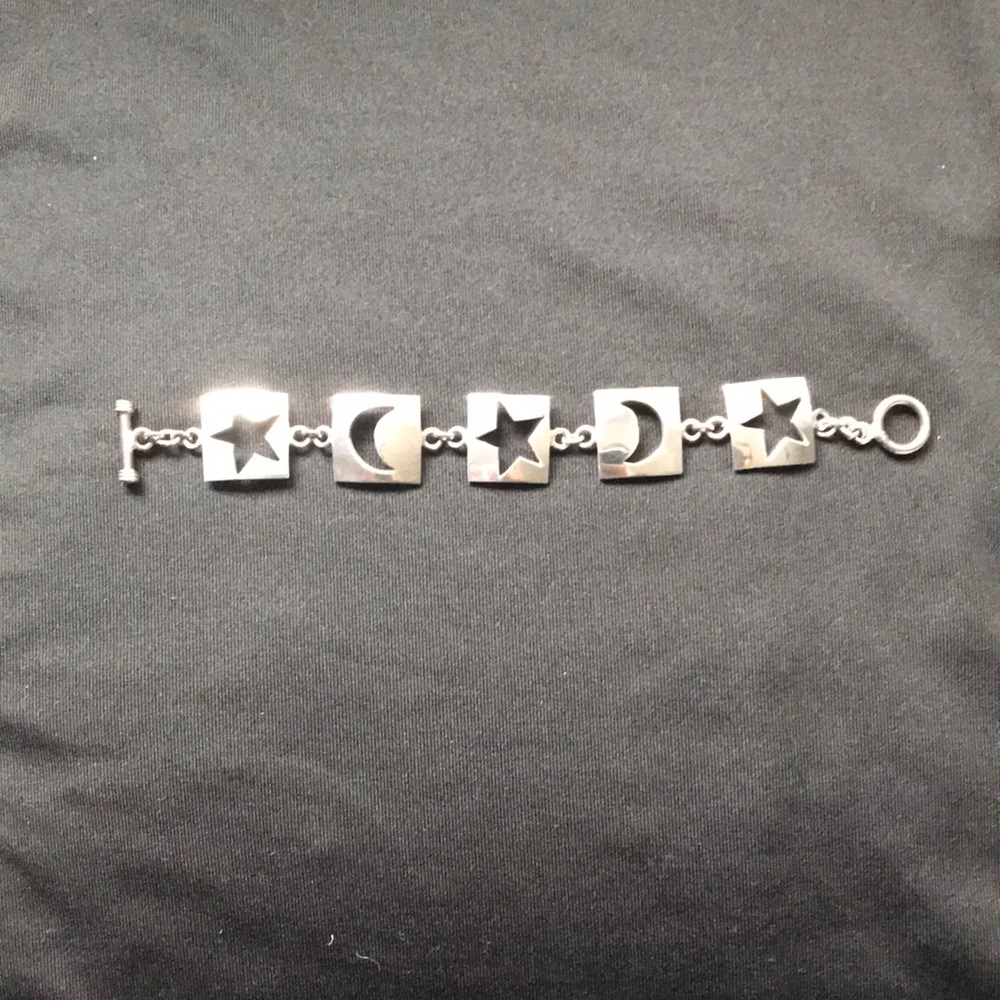 Sterling silver toggle bracelet